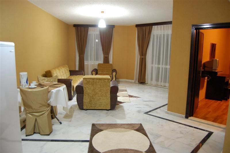 Mersin Green Tower Suites Mezitli Exterior foto