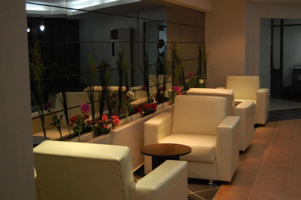 Mersin Green Tower Suites Mezitli Exterior foto
